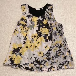 New York & Company black & yellow floral dressy top w/ overhang layer Size XL
